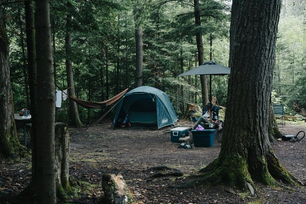 Souvenirs à Petit Prix : Astuces pour Maximiser votre Budget en Vacances